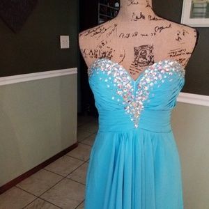 Retro homecomming dress